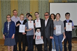 В Чувашской республиканской специальной библиотеке имени Льва Толстого прошёл республиканский конкурс на знание компьютера среди школьников-инвалидов по зрению