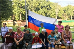 Патриотический час «Великой России прославленный флаг», посвященный Дню Государственного флага РФ